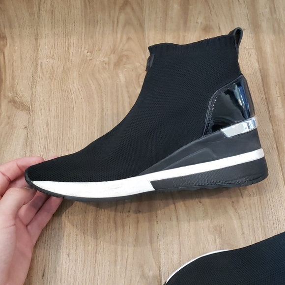 michael kors skyler knit bootie